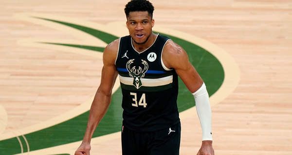 巴塞罗那在逆境中重振旗鼓，佩德里与拉菲尼亚成关键