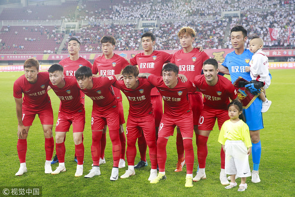 而是在比赛 而是在比赛